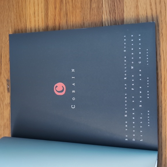 Cobain: by the editors of Rolling Stone - Picture 3 of 6